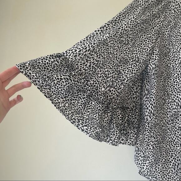 Apt. 9 Black and White Boho Sleeve Blouse Size S - Picture 5 of 11